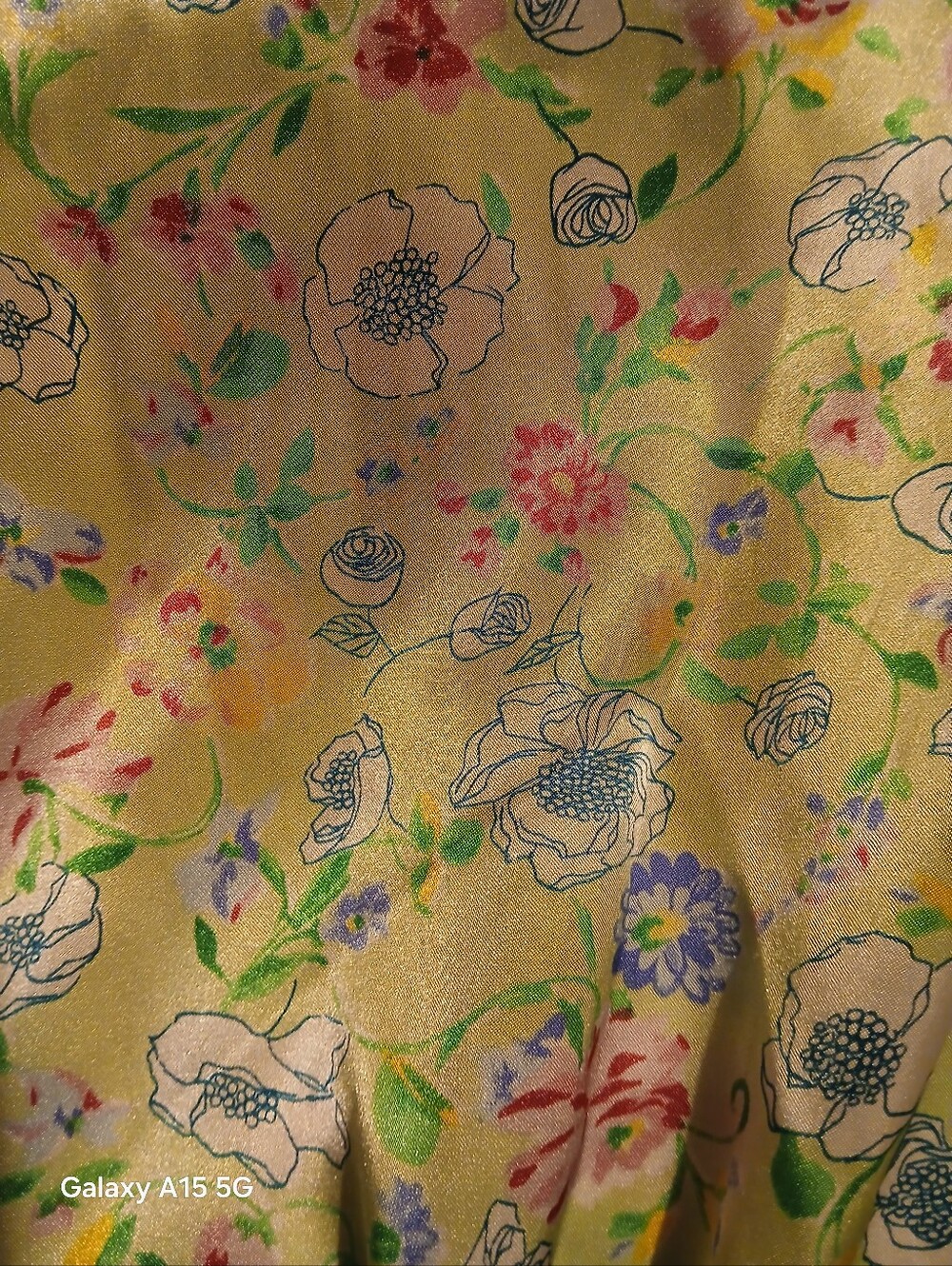 Secret Treasures Floral Robe - Picture 5 of 7